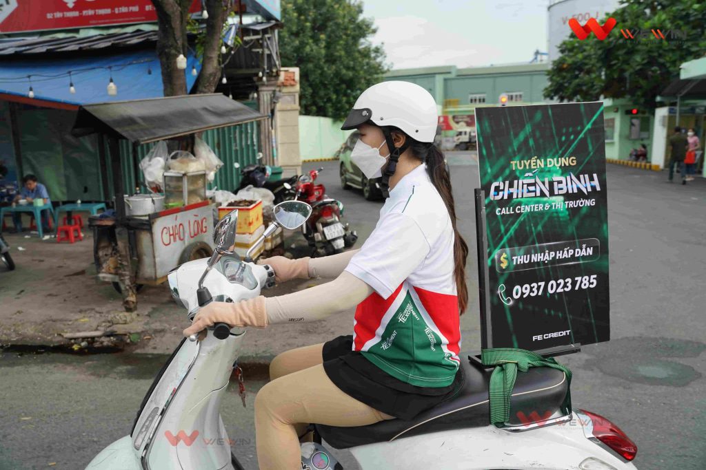 Tổ chức roadshow vespa